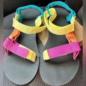 Teva women’s sandals size 7